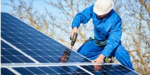 Installation Maintenance Panneaux Solaires Photovoltaïques à Ecouflant